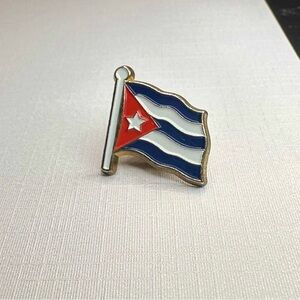 Vintage Cuba Flag Pin